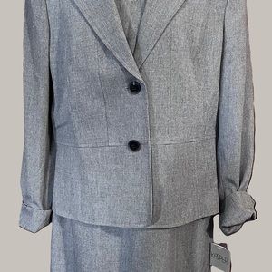 NWT Kasper 2 Piece Suit Dress & Blazer Gray/Black 14P
